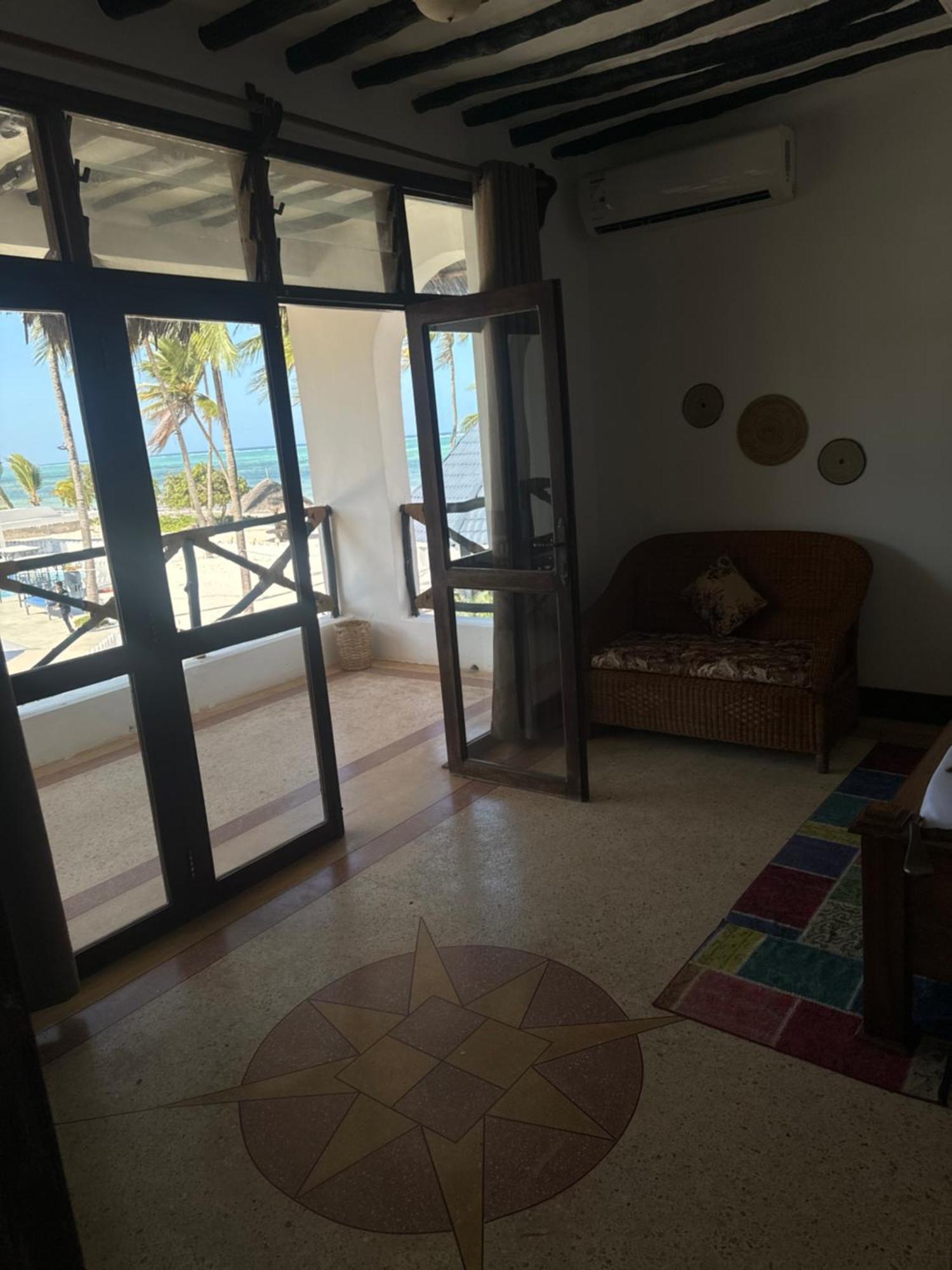 Zanzinite Beach Spa Hotel Zanzibar Exterior photo