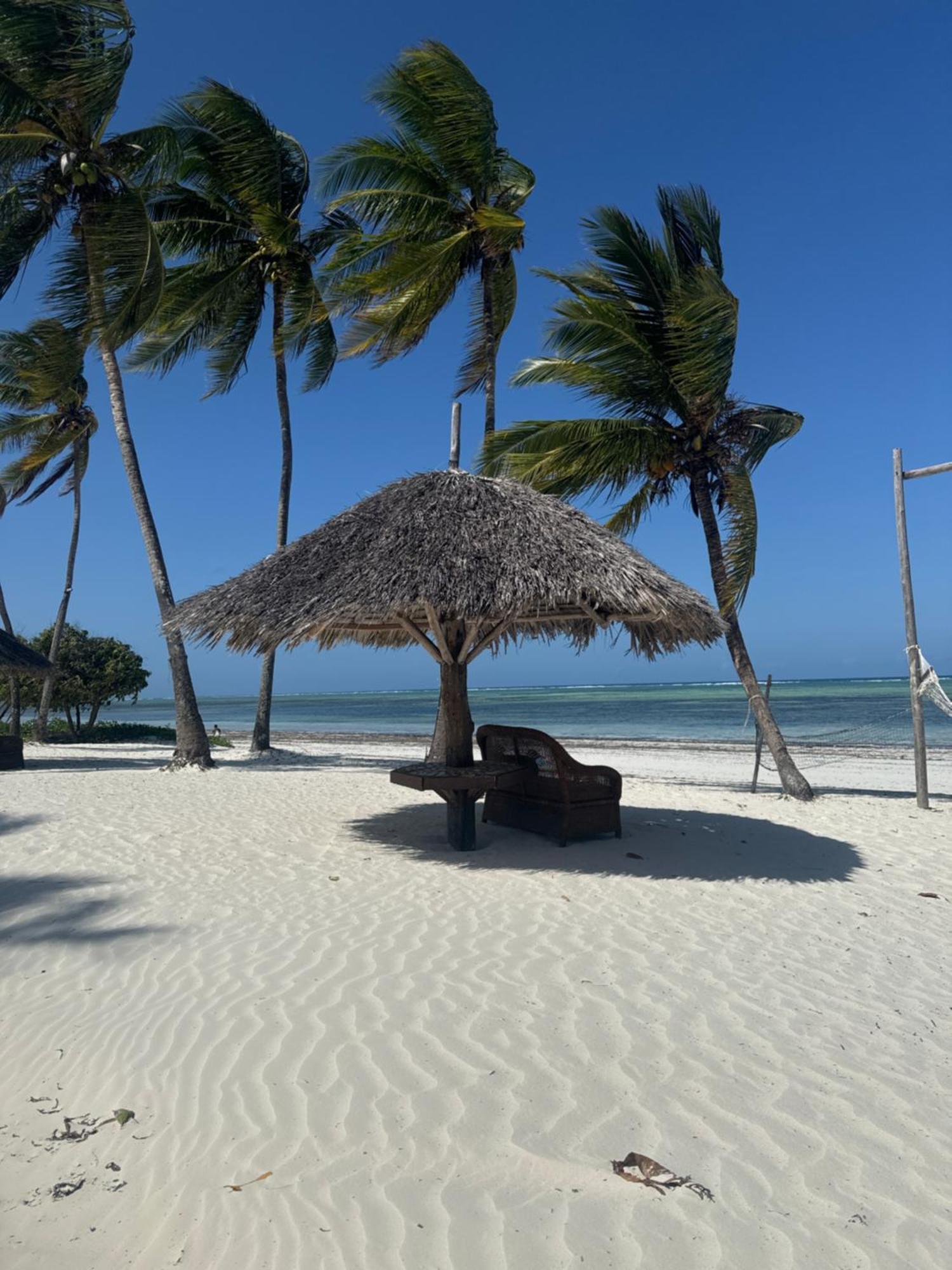 Zanzinite Beach Spa Hotel Zanzibar Exterior photo